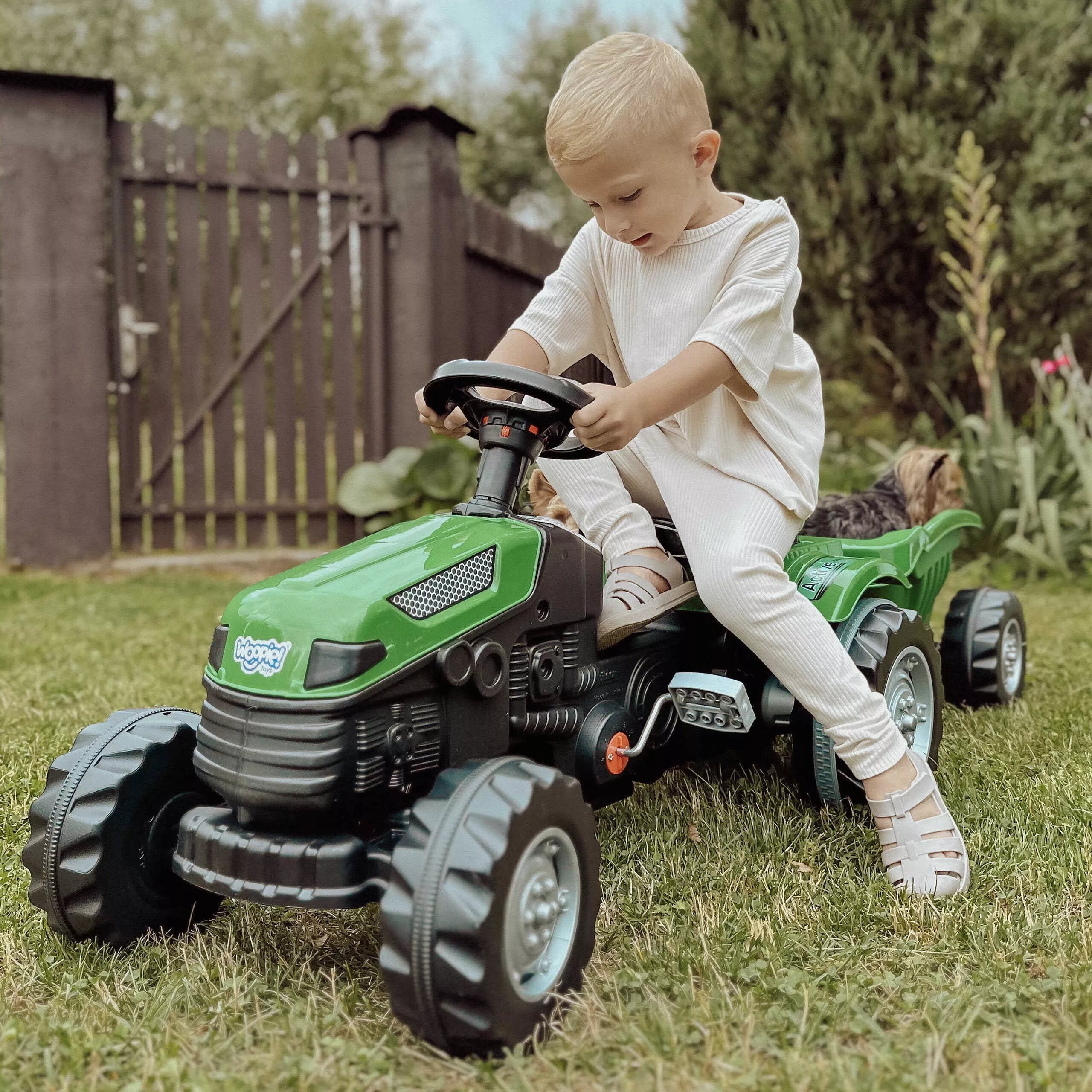 WOOPIE pedalinis traktorius Farmer GoTrac MAXI su priekaba – tylūs ratai